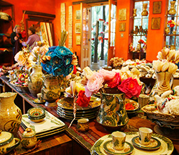 Tienda de artesanías en el Cusco